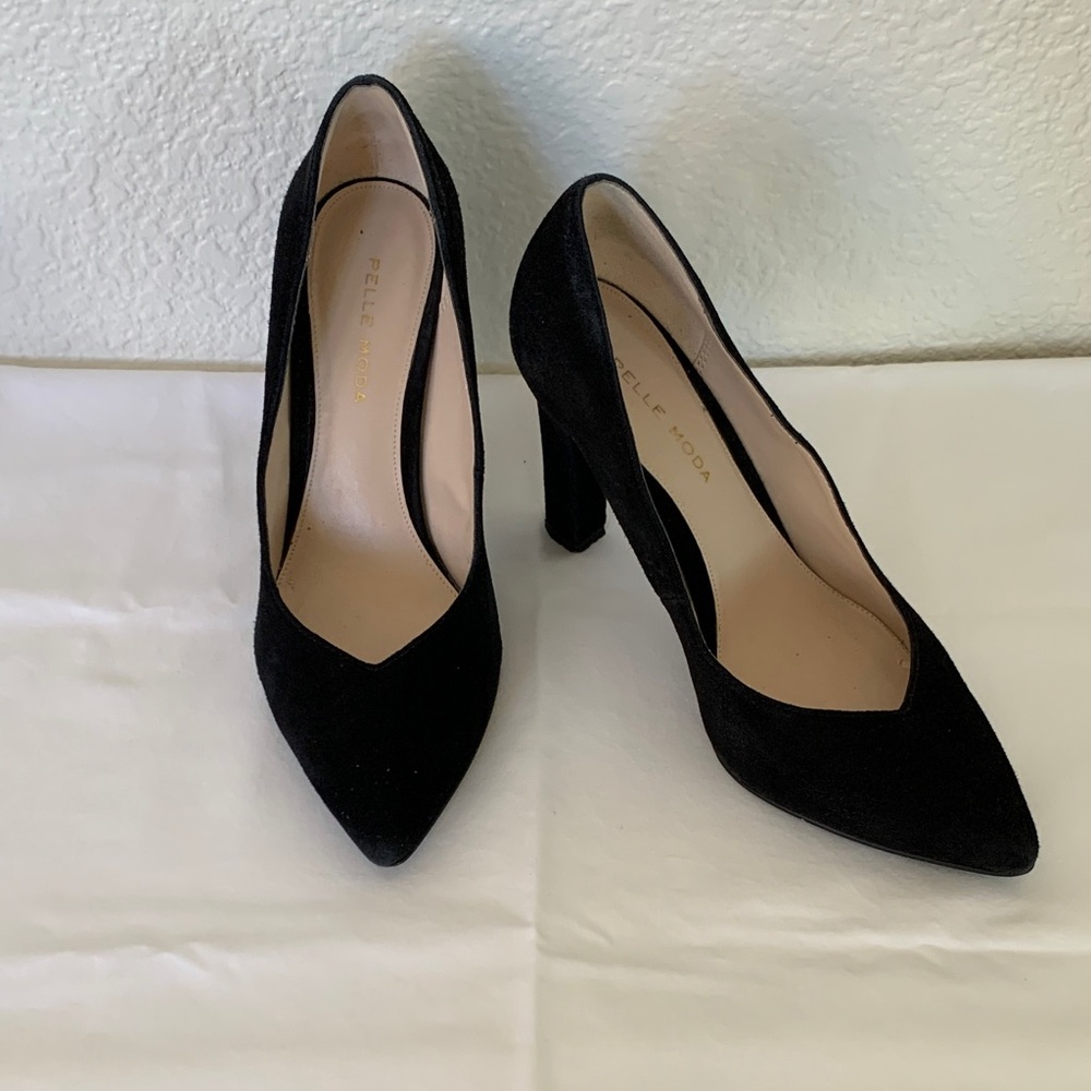 Pelle Moda Classic Suede Black Pumps 4 inch Heels Size 6.5